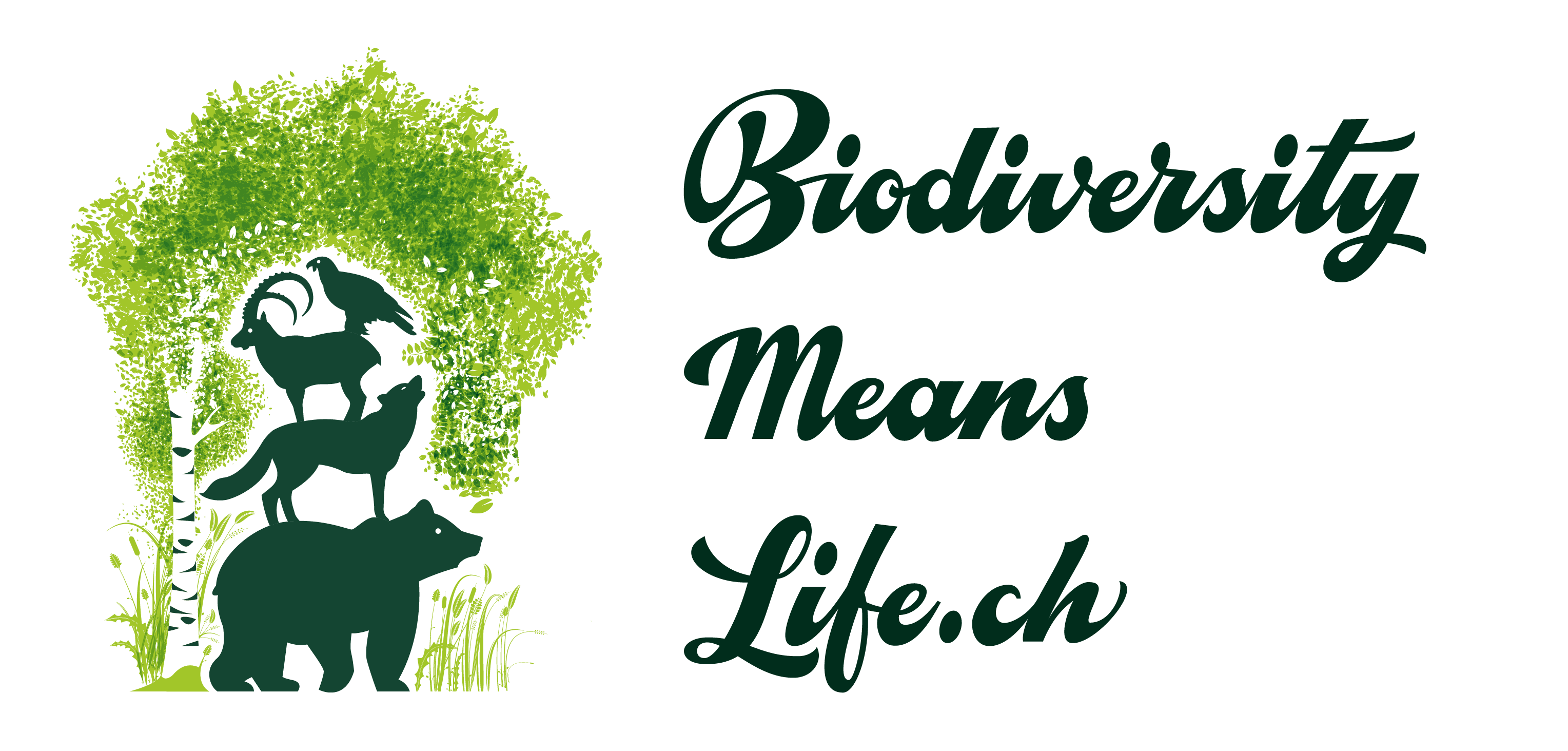 Logo von Biodiversity means Life Projekt. Eine Illustration mit grünen Silhouetten von vier übereinanderliegenden Tieren: ein Vogel, ein Steinbock, ein Wolf und ein Bär. Auf der linken Seite eine grüne Birke.