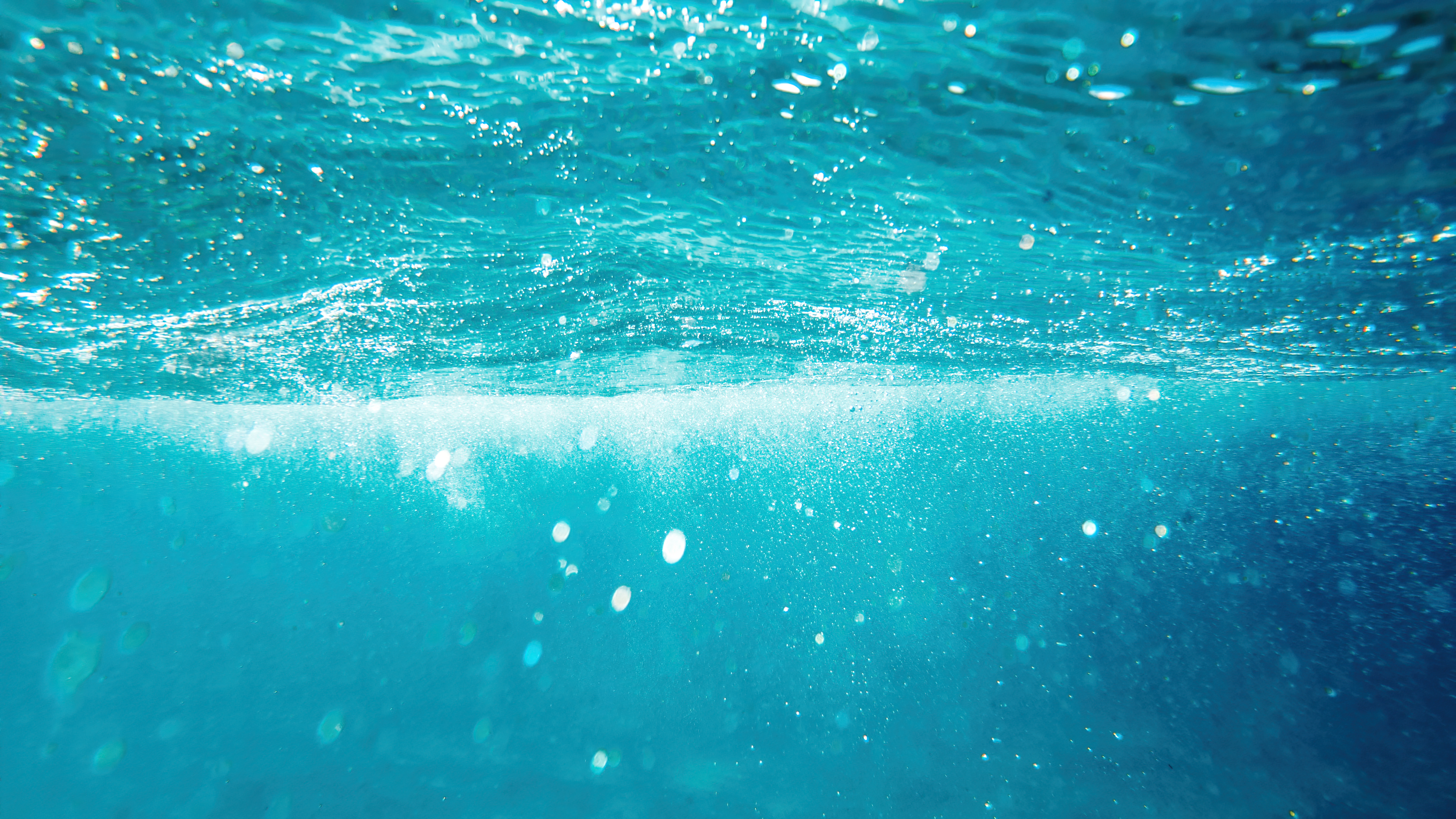 Unterwasserfoto von Meerwasser